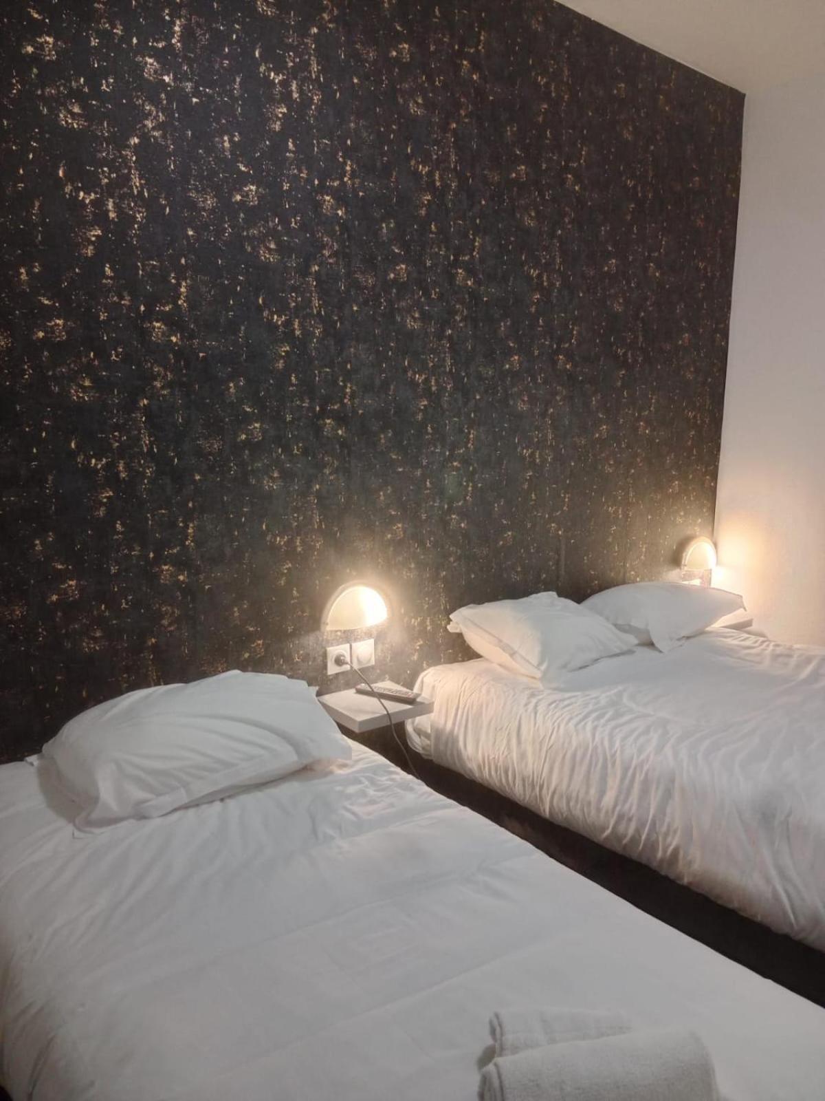 Hotel Le Celtic Montluçon Eksteriør billede
